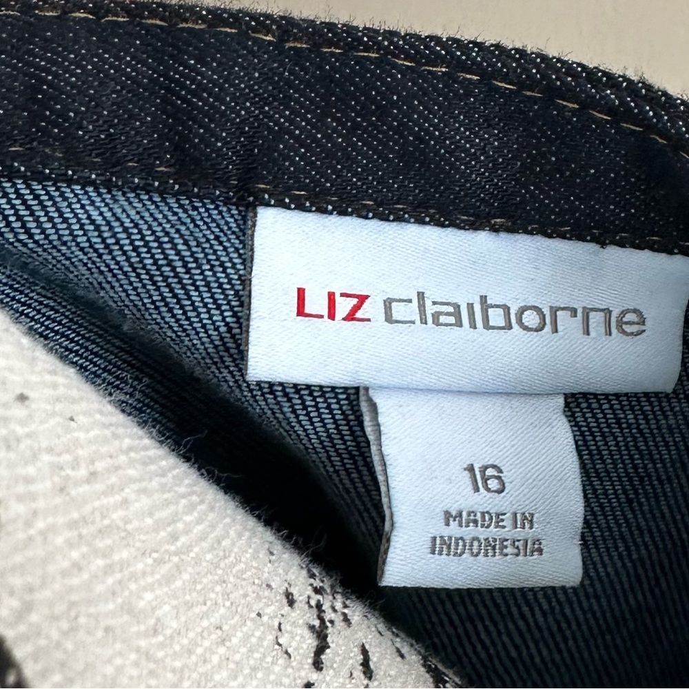 Liz Claiborne Denim Short Sleeve Dress - Picture 4 of 4